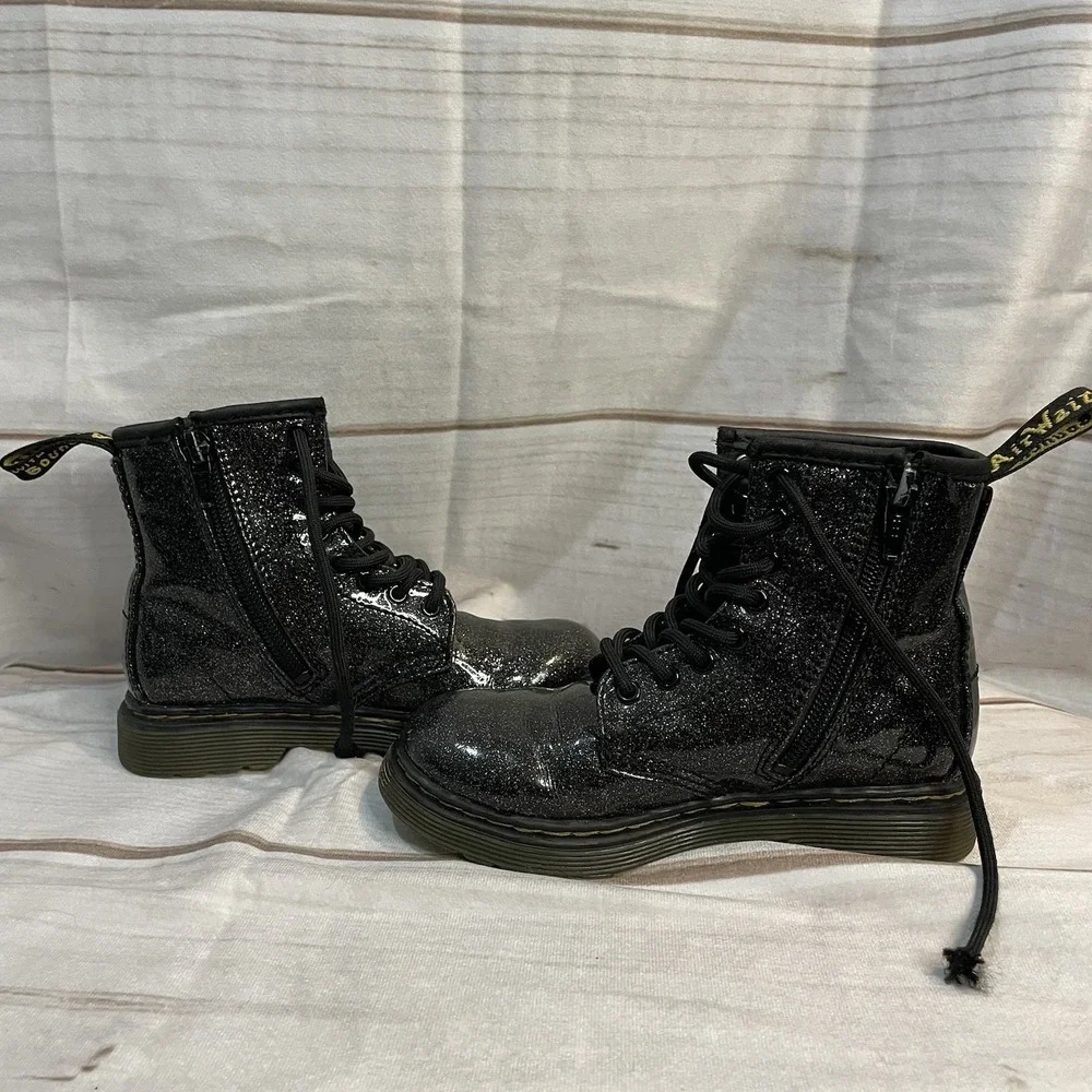 Doc Dr. Martens Black Cosmic Glitter Combat Lace Up Boots 1460 Girls Size 11 - Picture 7 of 8